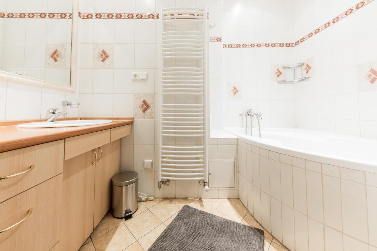 Beautiful City Center Apartments Praga Exterior foto